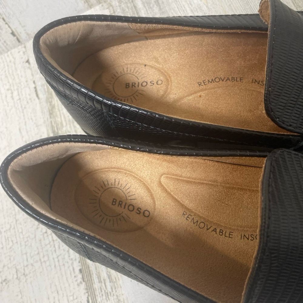 Brioso Frisco Lizard Embossed Leather Loafers Black size 8 Comfort Studded - Picture 2 of 7